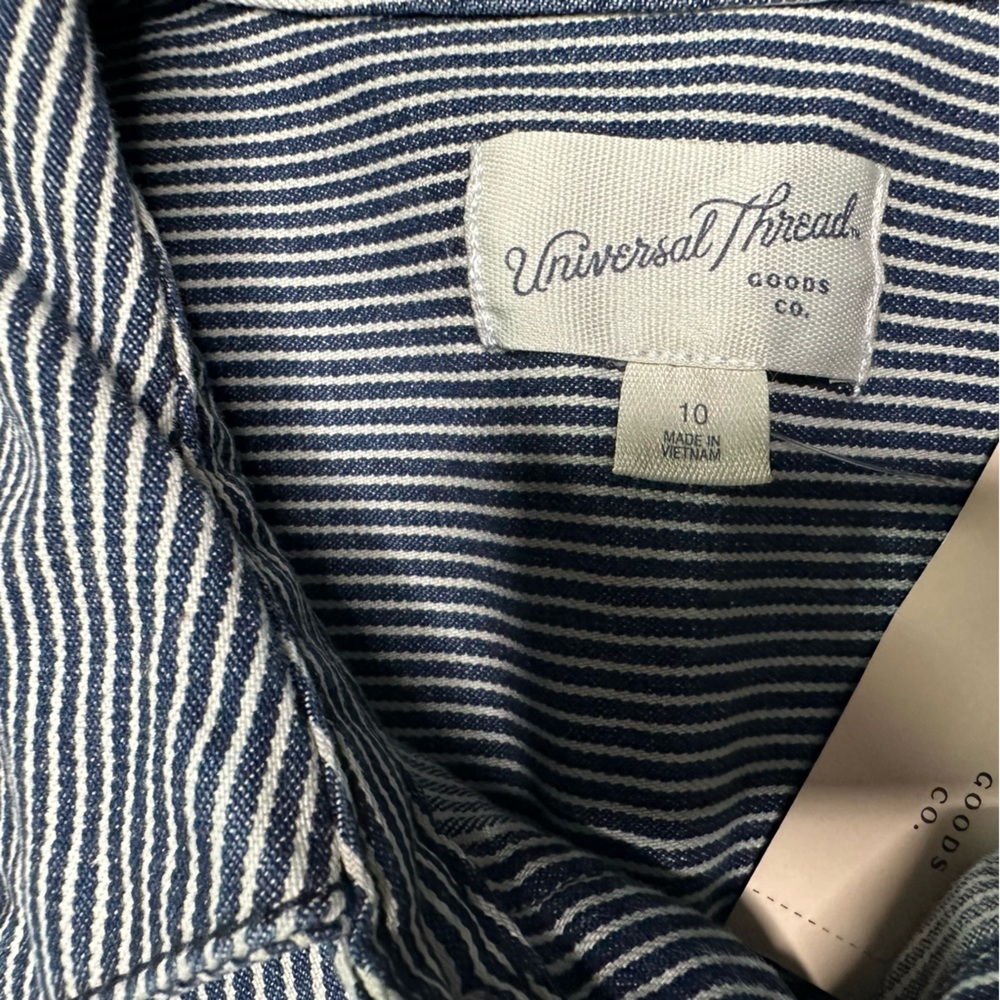 Universal Threads Navy and White Striped Short Sleeve Romper Size 10 NWT - Picture 9 of 11